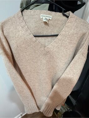 Banana Republic Women's V-Neck Sweater in beige